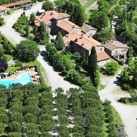 Spacious With Pool *