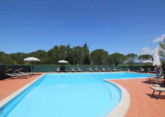 Spacious With Pool Chiassa Superiore